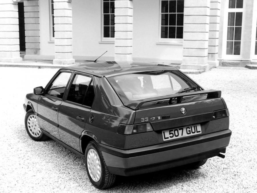  Alfa Romeo 33 1.7 IE Turismo (907) 1993 года  (фото 2 из 2)